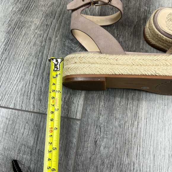 Vince Camuto Mauve Platform Sandals - Picture 11 of 11